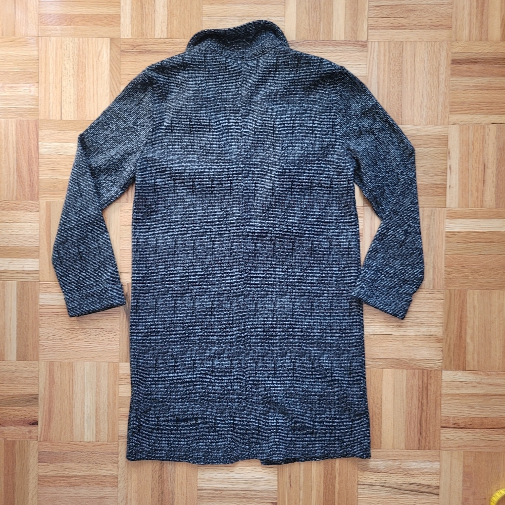 DIVIDED Lightweight Soft Jacket - Picture 3 of 9